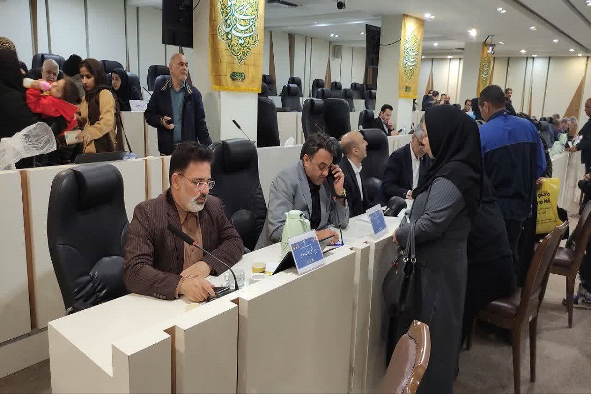 رسیدگی به درخواست‌های ۲۵۶ شهروند در دیدار مردمی فرمانداری مشهد